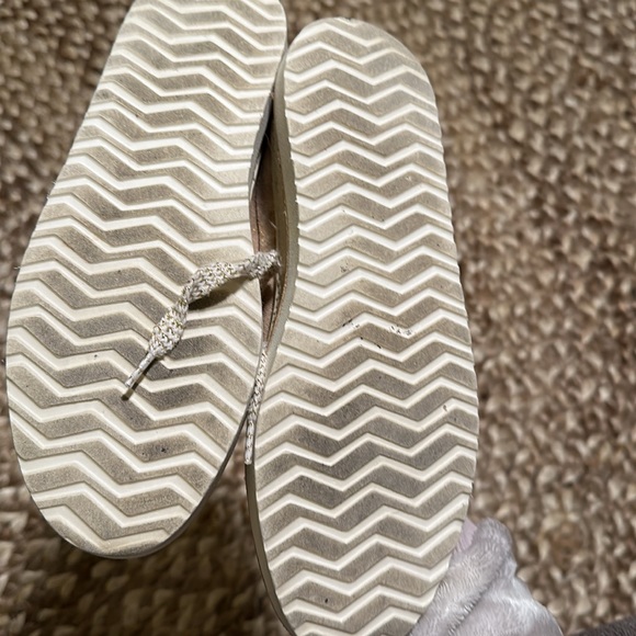 Stuart Weitzman Leopard Print Glittery Sneakers - Picture 11 of 11